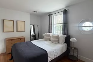 14 Derne St, Boston, MA 02114 - Photo 9