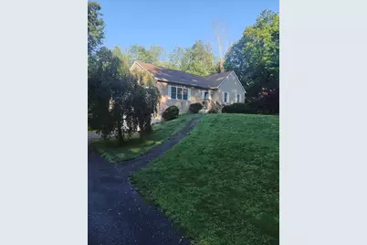 299 River St, Leicester, MA 01524 - Photo 3