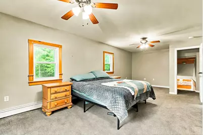 188 Maple St, Douglas, MA 01516 - Photo 21