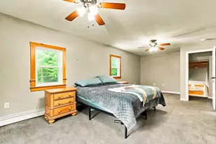 188 Maple St, Douglas, MA 01516 - Photo 21