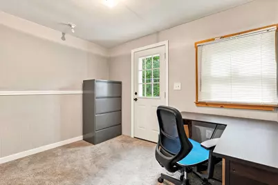 188 Maple St, Douglas, MA 01516 - Photo 23