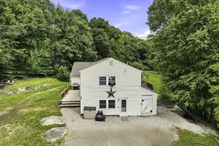 188 Maple St, Douglas, MA 01516 - Photo 33