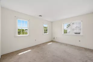 605 Middle St, Braintree, MA 02184 - Photo 25