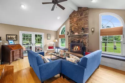 13 Bayview Ave, Berkley, MA 02779 - Photo 17