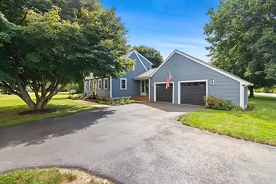 13 Bayview Ave, Berkley, MA 02779 - Photo 3