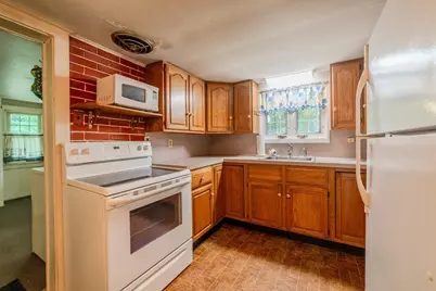 20 Bryant St, Dartmouth, MA 02747 - Photo 15