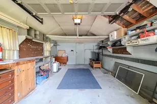 20 Bryant St, Dartmouth, MA 02747 - Photo 17