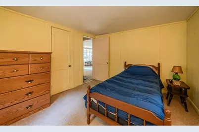 20 Bryant St, Dartmouth, MA 02747 - Photo 9