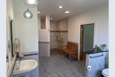 139 Blanchard St, Chicopee, MA 01020 - Photo 25