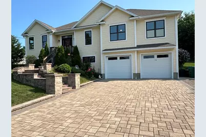 139 Blanchard St, Chicopee, MA 01020 - Photo 1
