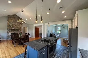 139 Blanchard St, Chicopee, MA 01020 - Photo 15