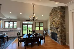 139 Blanchard St, Chicopee, MA 01020 - Photo 17