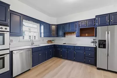 142 Pleasant St, Winchendon, MA 01475 - Photo 5