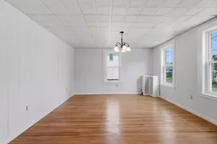 142 Pleasant St, Winchendon, MA 01475 - Photo 15