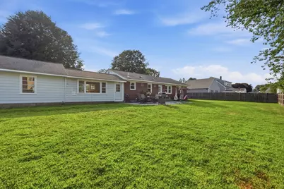 7 Pincushion Rd, Framingham, MA 01702 - Photo 35