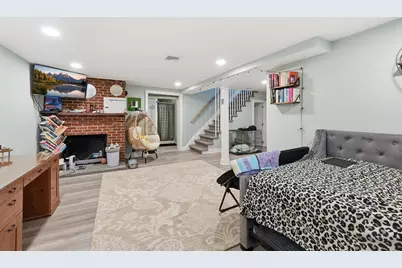 7 Pincushion Rd, Framingham, MA 01702 - Photo 25