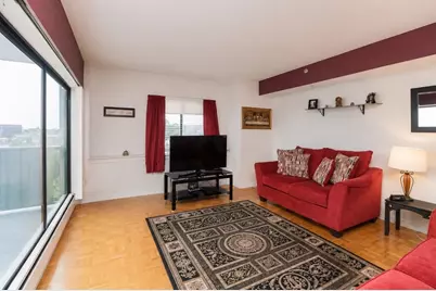 300 Lynn Shore Dr #903, Lynn, MA 01902 - Photo 5