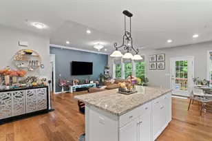52 Primrose Cir, Hopkinton, MA 01748 - Photo 9