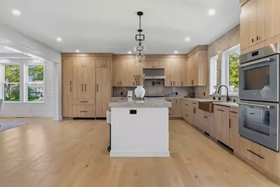 2 Atherton Rd, Winchester, MA 01890 - Photo 9