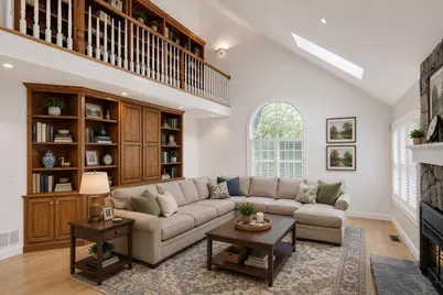 55-B Hancock St, Lexington, MA 02420 - Photo 11