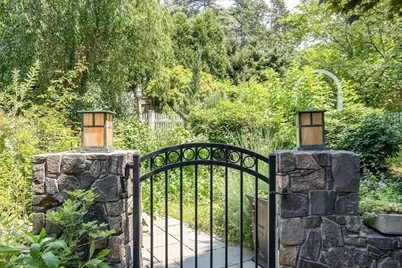 55-B Hancock St, Lexington, MA 02420 - Photo 37