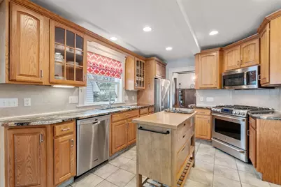 28 Maplewood Rd, Worcester, MA 01602 - Photo 13