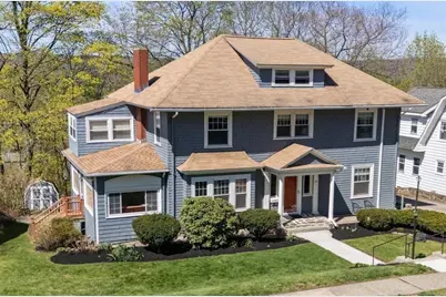28 Maplewood Rd, Worcester, MA 01602 - Photo 1