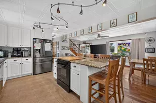 208 Hudson St, Fall River, MA 02720 - Photo 15
