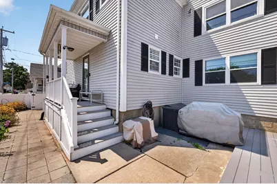 208 Hudson St, Fall River, MA 02720 - Photo 7