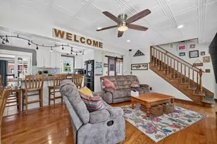 208 Hudson St, Fall River, MA 02720 - Photo 17