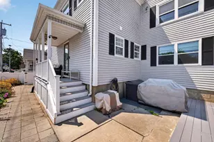 208 Hudson St, Fall River, MA 02720 - Photo 7