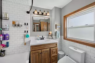 208 Hudson St, Fall River, MA 02720 - Photo 27