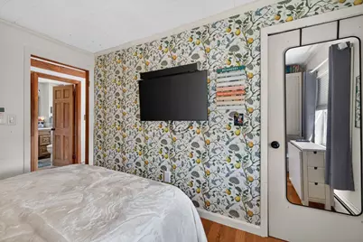 208 Hudson St, Fall River, MA 02720 - Photo 25