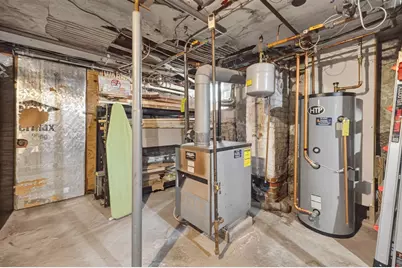 208 Hudson St, Fall River, MA 02720 - Photo 35