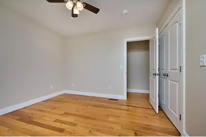 58 Pleasant St, Southampton, MA 01073 - Photo 17