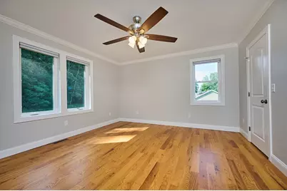 58 Pleasant St, Southampton, MA 01073 - Photo 13