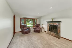 160 Pelczar Rd, Dracut, MA 01826 - Photo 15