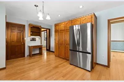 63 Oakdale Ave, Dedham, MA 02026 - Photo 9