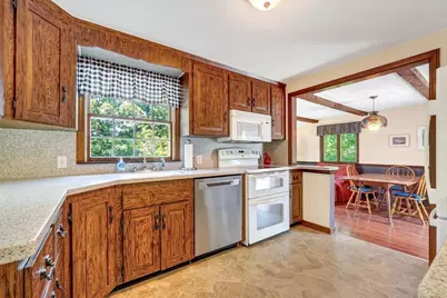 66 Stillman Rd, Melrose, MA 02176 - Photo 9