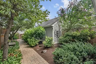 91 Hillside Dr, Wayland, MA 01778 - Photo 3