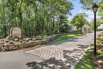 91 Hillside Dr #91, Wayland, MA 01778 - Photo 1