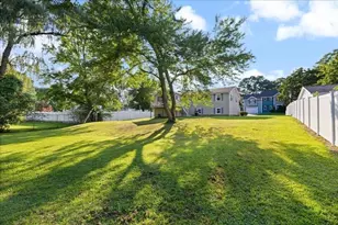15 Bluejay Ave, Dracut, MA 01826 - Photo 39