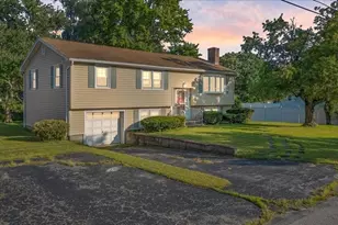 15 Bluejay Ave, Dracut, MA 01826 - Photo 9
