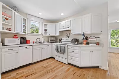 16 West Street #3, Worcester, MA 01609 - Photo 7