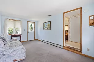 14 Sylvia St, Palmer, MA 01080 - Photo 5