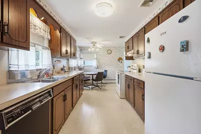 14 Sylvia St, Palmer, MA 01080 - Photo 3