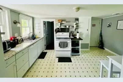 1574-1579 Pleasant St, Lee, MA 01260 - Photo 23