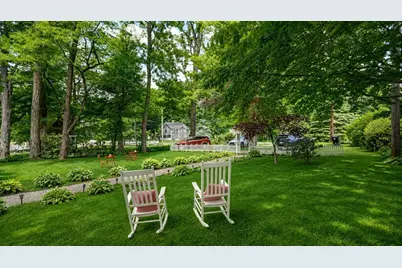 1574-1579 Pleasant St, Lee, MA 01260 - Photo 35