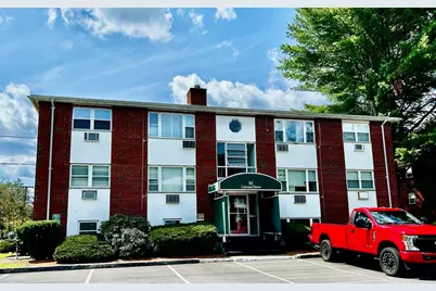 B2 Colonial Dr #4, Andover, MA 01810 - Photo 1