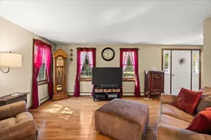 461 Hodges St, Taunton, MA 02780 - Photo 13